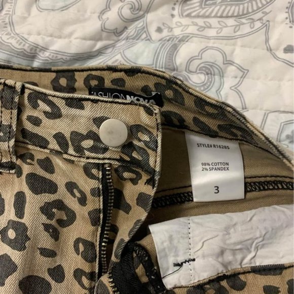 Animal Print Shorts - Picture 2 of 3